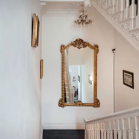 Metrostays - O'connell Street 84-1